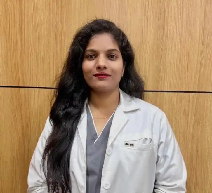 Dr Akhila